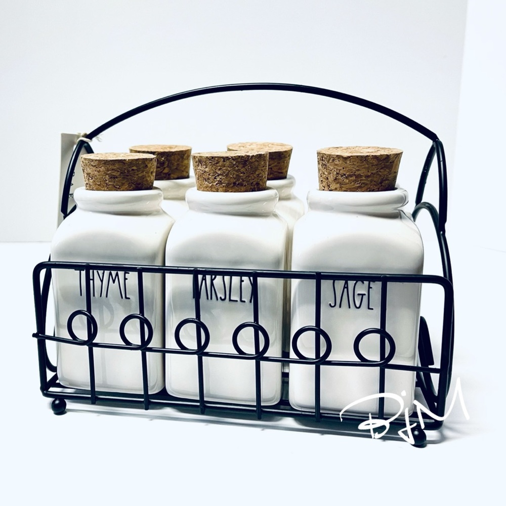 Rae Dunn Spice Set Retail 24.99